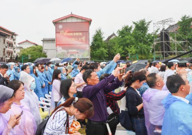 浙江前十名镇海中学，镇海中学110周年校庆