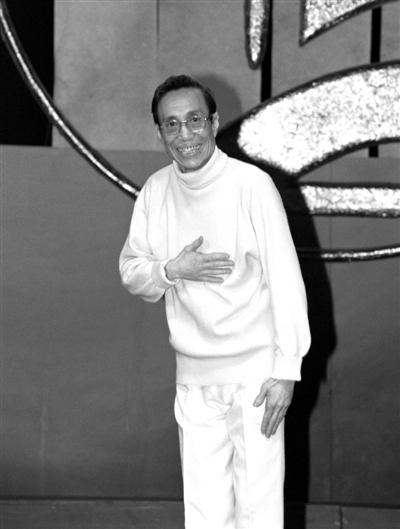 王景愚回家，将哑剧带上春晚舞台