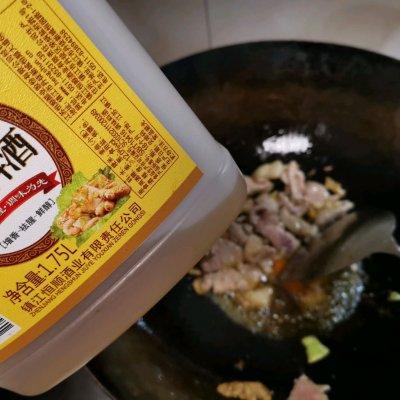 素炒冬笋丝做法，以假乱真的素炒鳝鱼丝