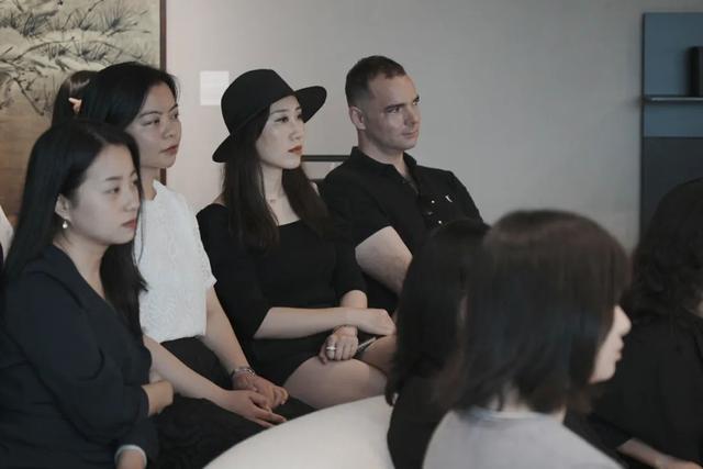 送什么生日礼物给姐姐最好,送姐姐实用的20个礼物图片