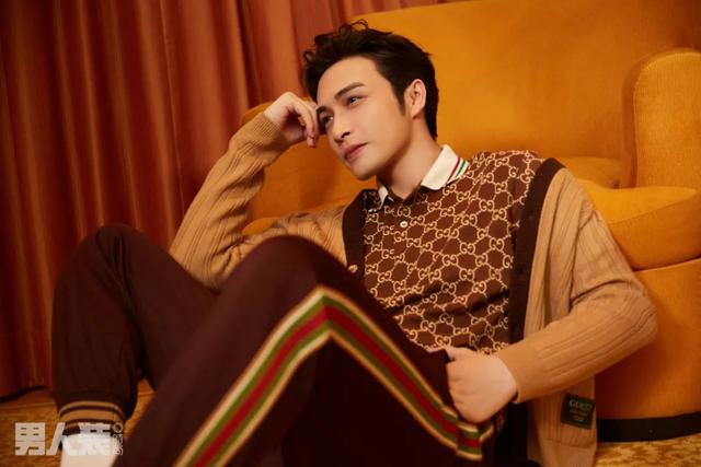 张彬彬是个好演员，但三句不离《英雄联盟》…