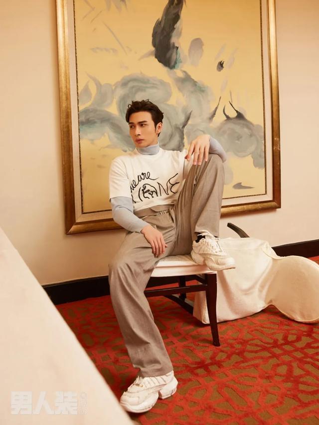 张彬彬是个好演员，但三句不离《英雄联盟》…