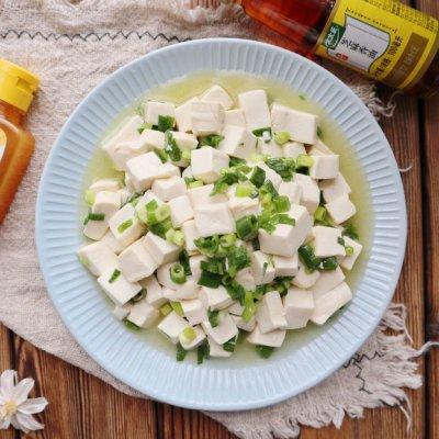 家常鸡汁豆腐的做法窍门，做饭吧亲爱的凉拌鸡汁香葱豆腐