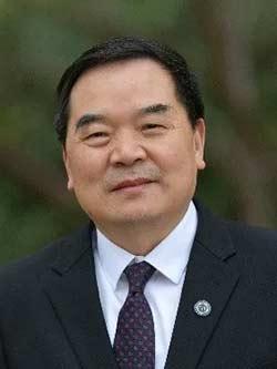 院士建议每天睡够8小时，院士们在关心哪些问题
