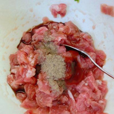 牛肉怎么凉拌好吃，凉拌牛肉怎么调好吃又嫩