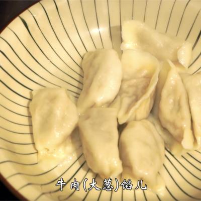 饺子配什么菜好，大肉饺子搭配什么菜最好吃（用它们包的饺子全民公认最香）