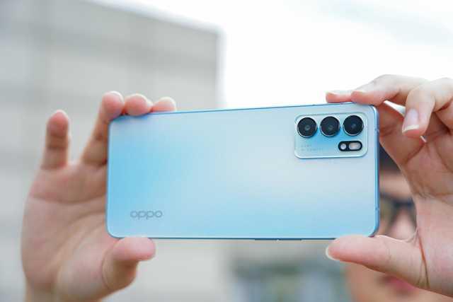 oppo reno6 三款评测，OPPOReno6体验测评小小身体
