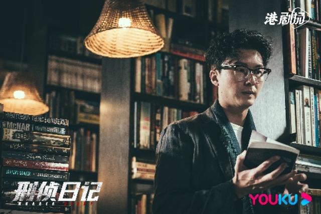 多重人格是电影主题，双重人格精神分裂