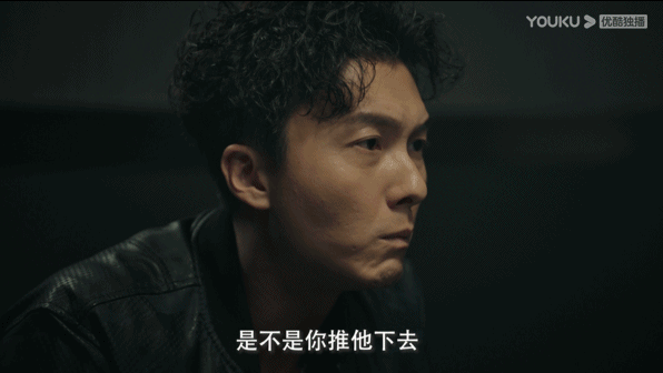 多重人格是电影主题，双重人格精神分裂