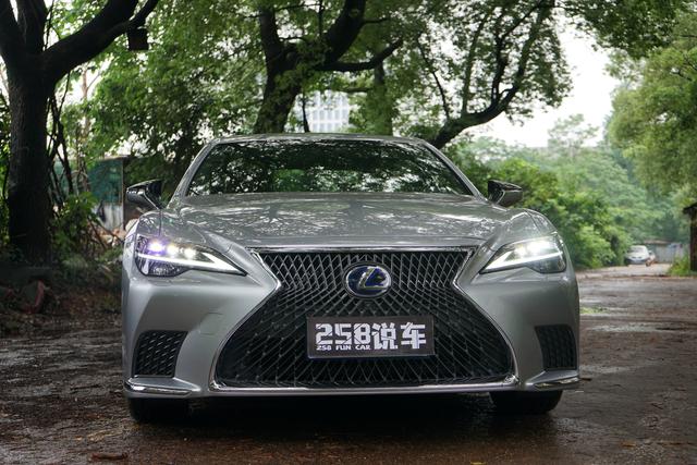 ls500h，雷克萨斯ls500h卓越版测评