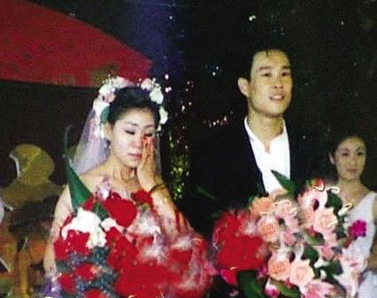 小沈阳沈春阳婚礼，小沈阳庆结婚17周年