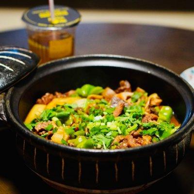 最简单的牛杂煲做法，厨娘教你一招巧做牛杂煲