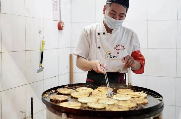 上海市北外滩来福士广场，上海第三座来福士今开业