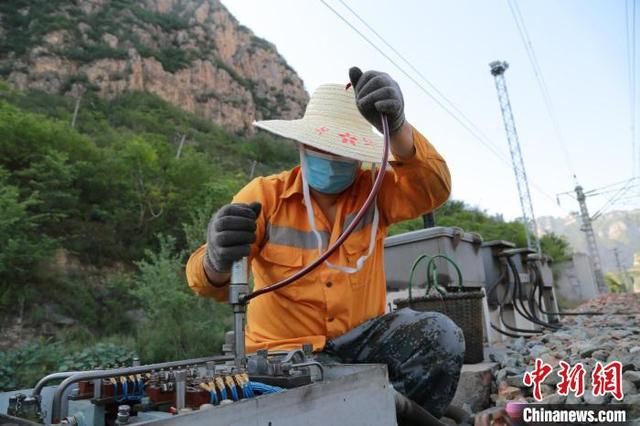 瓦日货运铁路线路图，瓦日铁路增开12对货车保