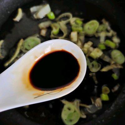 海鲜菇炒什么好吃，海鲜菇炒什么最好吃（美食推荐：海鲜菇炒鸡腿）