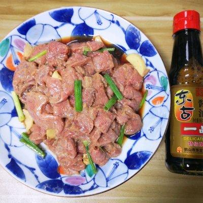 青椒炒牛肉怎么做好吃简单，青椒牛肉片这样做更好吃