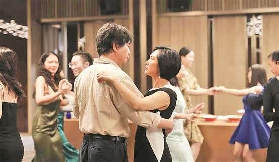 谢君豪演过所有电视剧，谢君豪所有电视剧大全（新戏风头盖过黄子华）