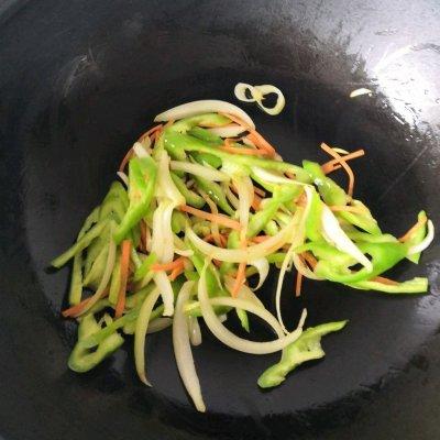 朝鮮族正宗涼面，來一份涼涼的朝鮮涼面
