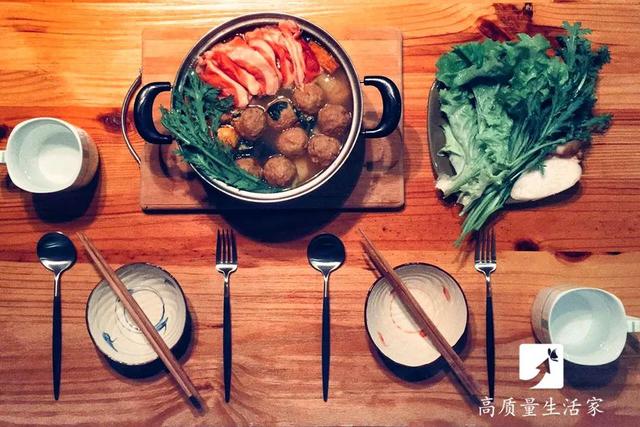 冷冻的鸭血怎么吃，鸭血不要只吃火锅了