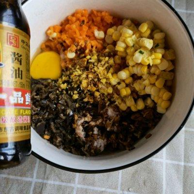 玉米猪肉馅饺子，猪肉玉米馅儿的饺子怎么做（#不容错过的鲜美滋味#玉米鲜肉蒸饺）