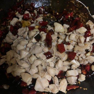 重庆辣子鸡做法好吃易学，香辣过瘾正宗重庆辣子鸡简单巨下饭