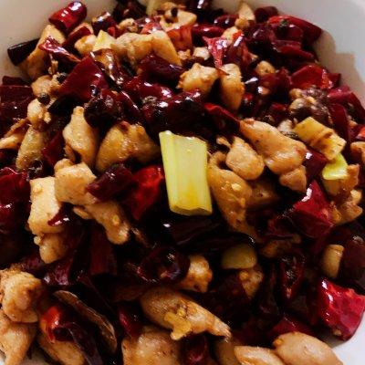 重庆辣子鸡做法好吃易学，香辣过瘾正宗重庆辣子鸡简单巨下饭
