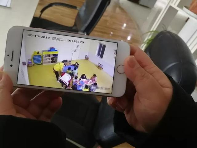 家长看幼儿园现场视频需付费，律师：乱收费