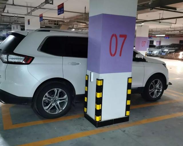 高档小区车库设计，地下车库不仅高颜值还特壕无人性