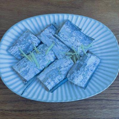 蒸带鱼的家常做法，新鲜清蒸带鱼家常做法全过程（少油少盐的清蒸带鱼）