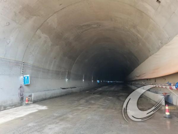 武阳高速有几个互通，双向四车道100公里