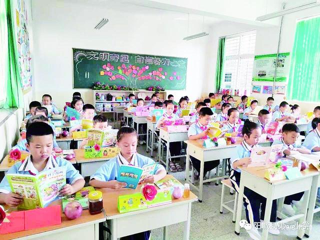 创建文明校园取得效果，元氏县槐阳实验学校积极创建文明校园