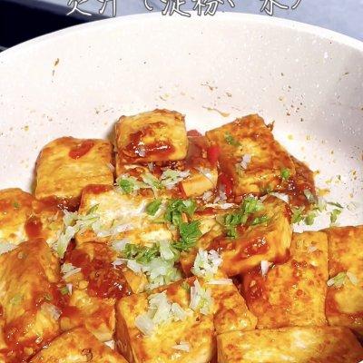 家常菜香煎豆腐怎么做，简单食材变成超级下饭菜