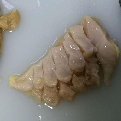 怎么做鸡肉卷简单又好吃，想吃鸡肉卷不用出去买了