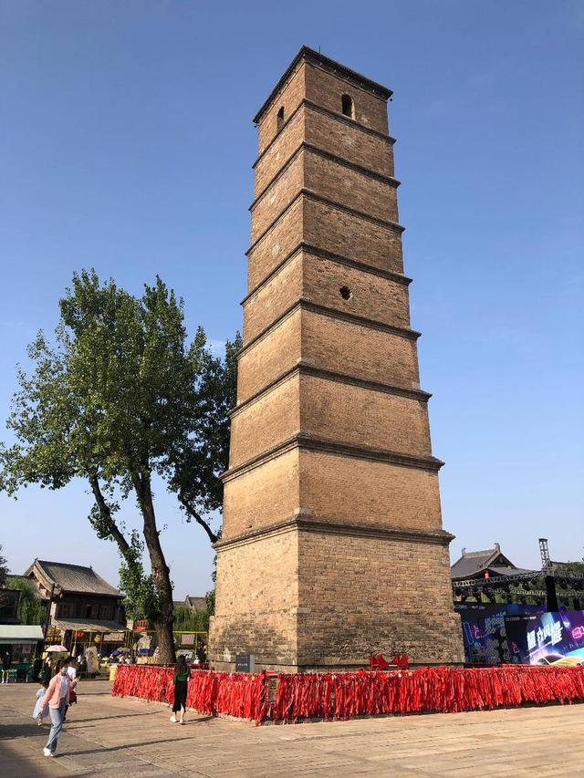 关于洛邑古城的介绍，心中泛起故园情