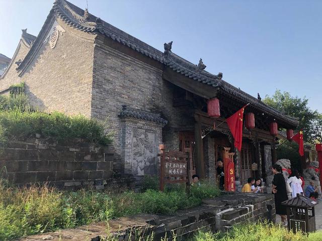 关于洛邑古城的介绍，心中泛起故园情