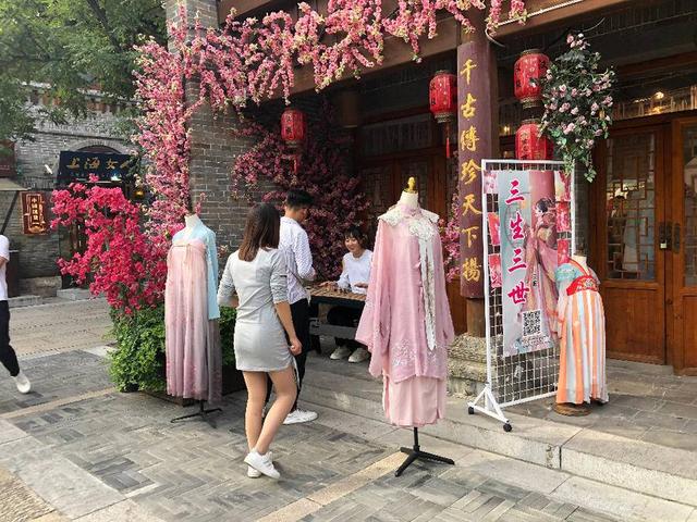 关于洛邑古城的介绍，心中泛起故园情