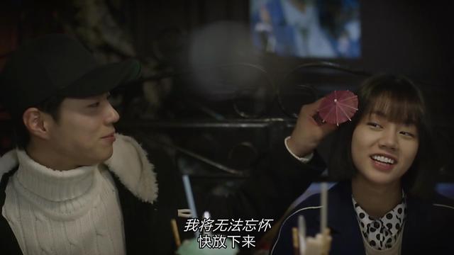 油纸伞为什么是神秘的，童年蛋糕上的小纸伞究竟有什么来头