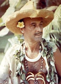 油纸伞为什么是神秘的，童年蛋糕上的小纸伞究竟有什么来头