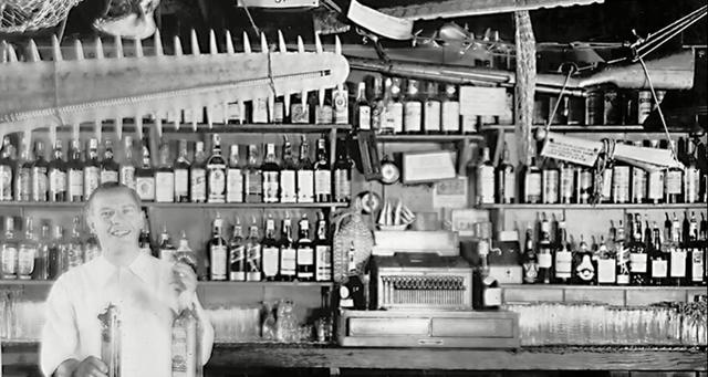 油纸伞为什么是神秘的，童年蛋糕上的小纸伞究竟有什么来头