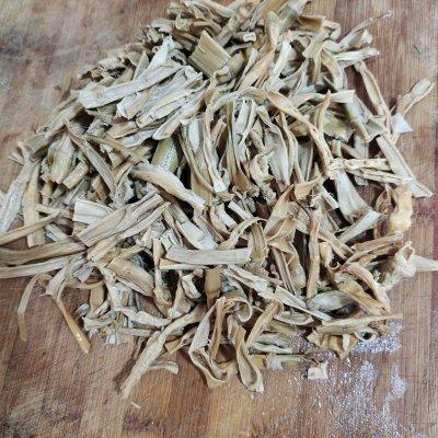 干竹笋红焖鸭不可错过，家常菜肴笋干烧鸭