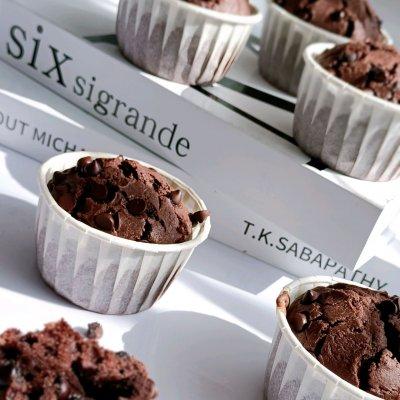 巧克力玛芬蛋糕，奶油巧克力玛芬蛋糕