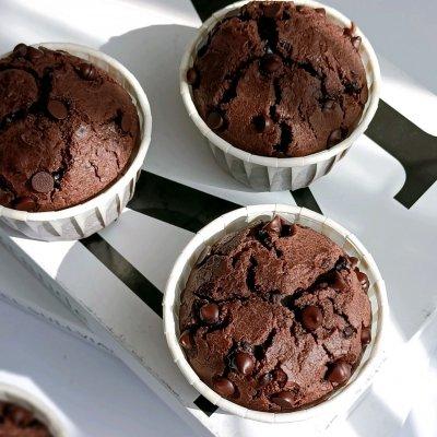 巧克力玛芬蛋糕，奶油巧克力玛芬蛋糕