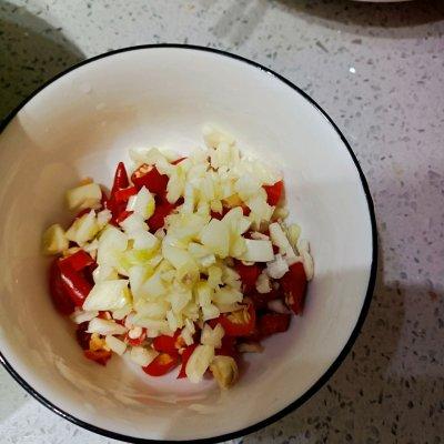 凉拌鸡脚大概煮几分钟，没有什么是一份凉拌鸡后腿解决不了的