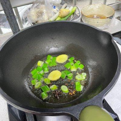 蘑菇炖豆腐怎么做好吃，大厨教你做蘑菇炖豆腐