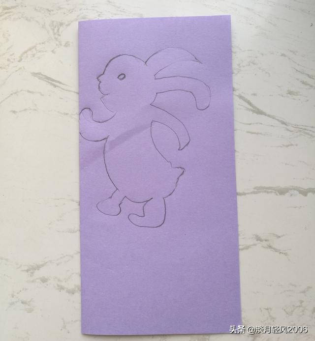 儿童剪纸小兔子，儿童手工剪纸作品小兔子（2023，兔兔的可爱剪纸来了）