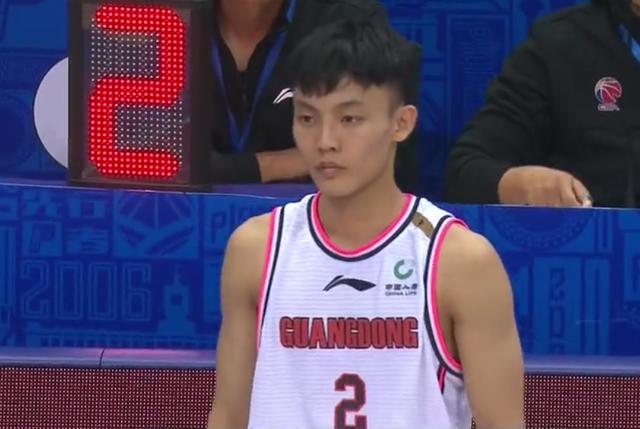 广东徐杰cba总得分，徐杰CBA职业生涯常规赛总得分将超越前辈陈江华