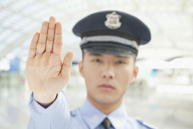 不靠谱的人四个表现，一个人靠不靠谱