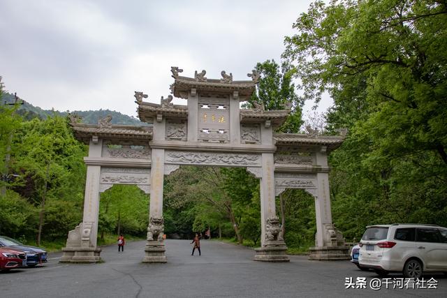 杭州爬北高峰的路径，拥有山、湖、森、寺的杭州名山值得前往