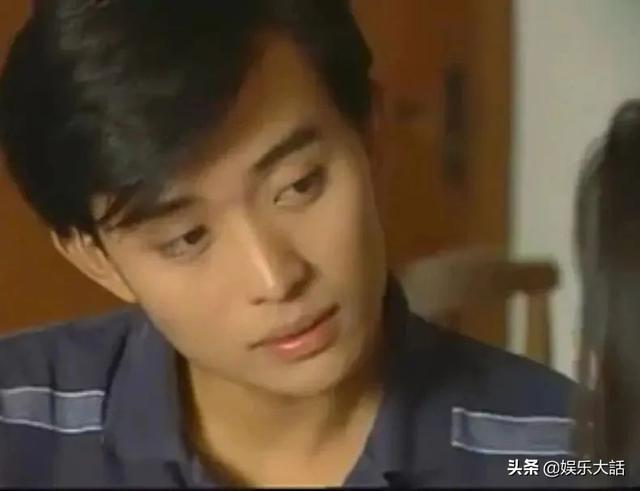 娱乐圈桃花眼的男明星，来9位桃花眼