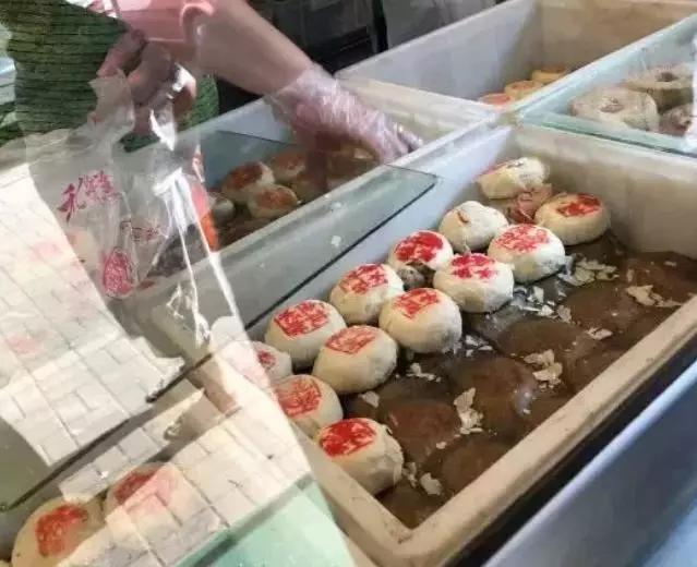 天津比较有名的小吃街，熟悉的天津街，回来了